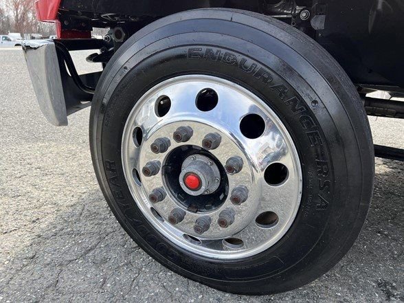 Used 2021 Ford F650 2WD Crew Cab Super Duty image 26