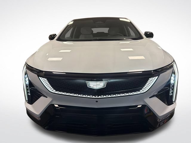 Certified 2027 Cadillac Optiq Sport RWD image 8