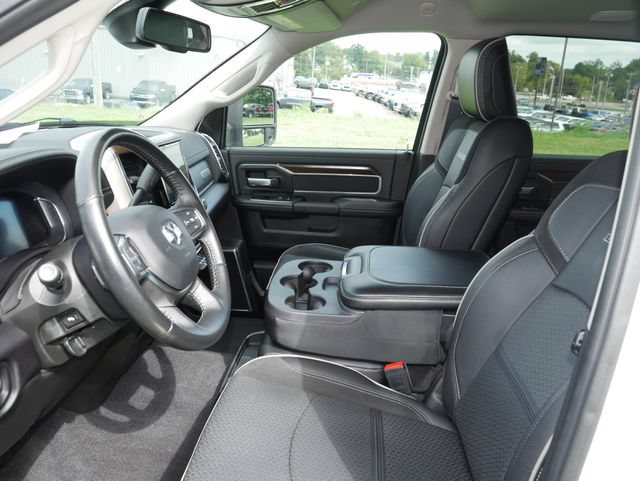 Used 2024 RAM 2500 Laramie AWD/4WD image 2