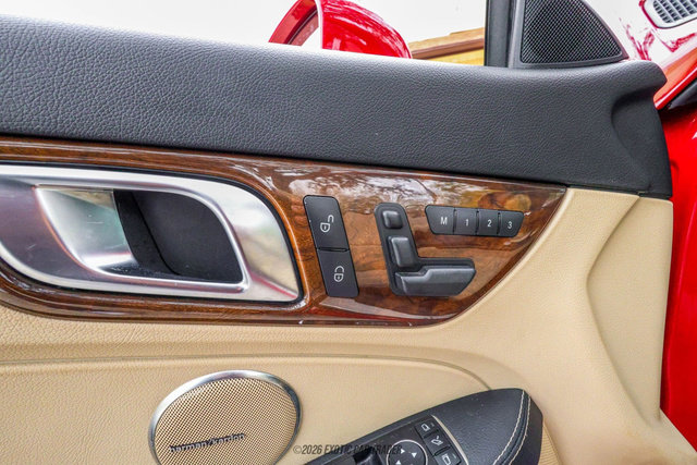 Used 2015 Mercedes-Benz SLK 250 image 39