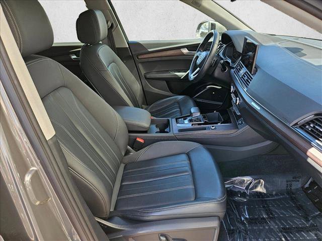 Used 2023 Audi Q5 2.0T Premium Plus w/ Premium Plus Package AWD/4WD image 24