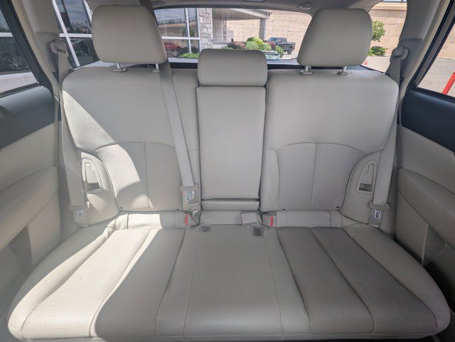 Used 2013 Subaru Outback 2.5i Limited AWD/4WD image 24