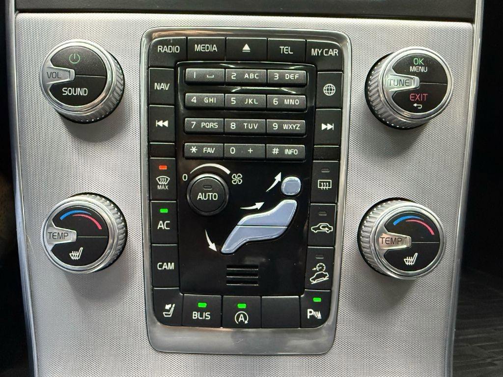 Used 2017 Volvo V60 T5 Cross Country w/ Convenience Package image 20