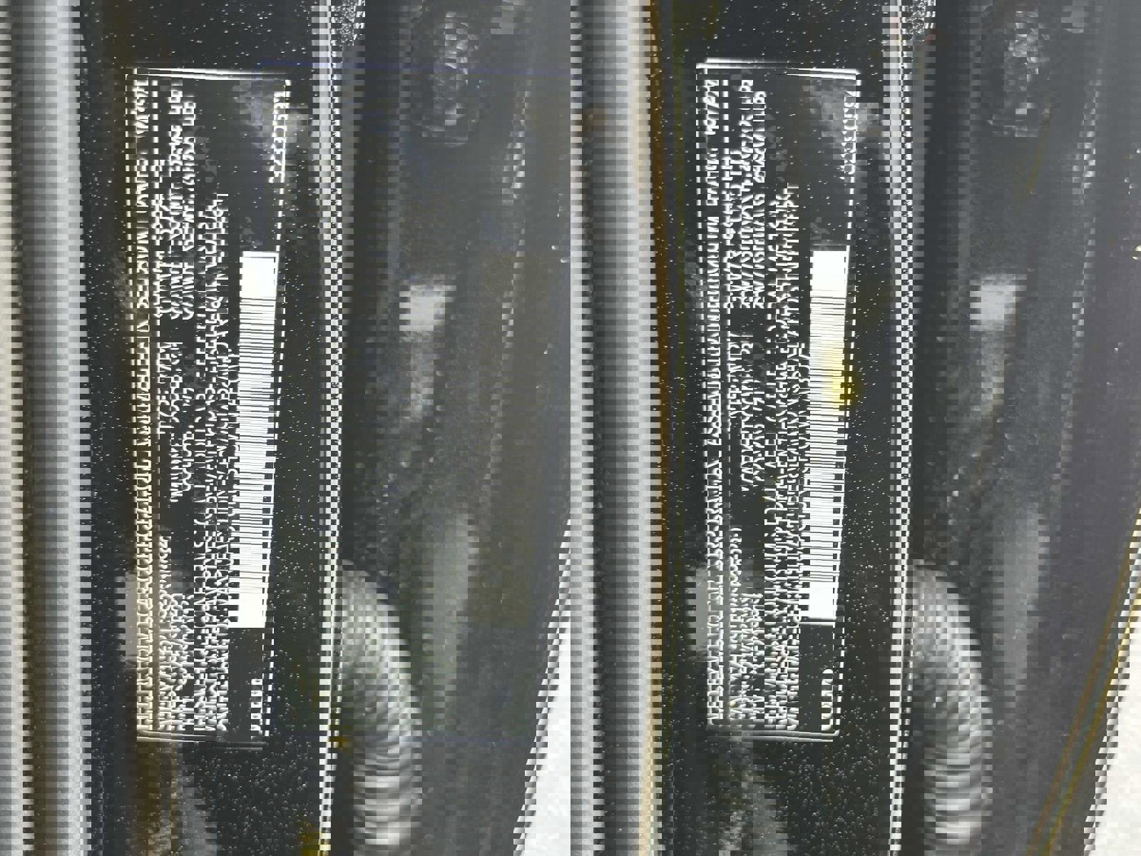 Certified 2025 Volvo XC40 B5 Ultra w/ Climate Package image 26