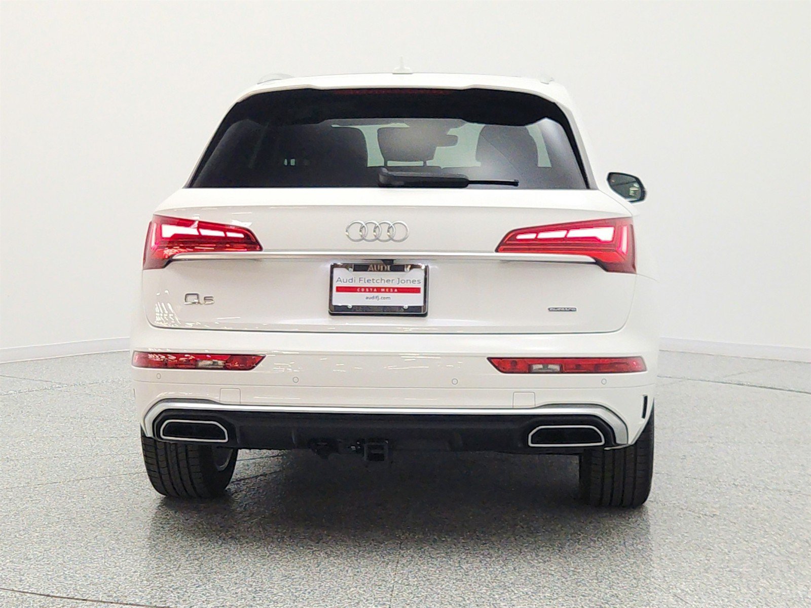 Used 2023 Audi Q5 e Premium Plus w/ Premium Plus Package AWD/4WD image 6