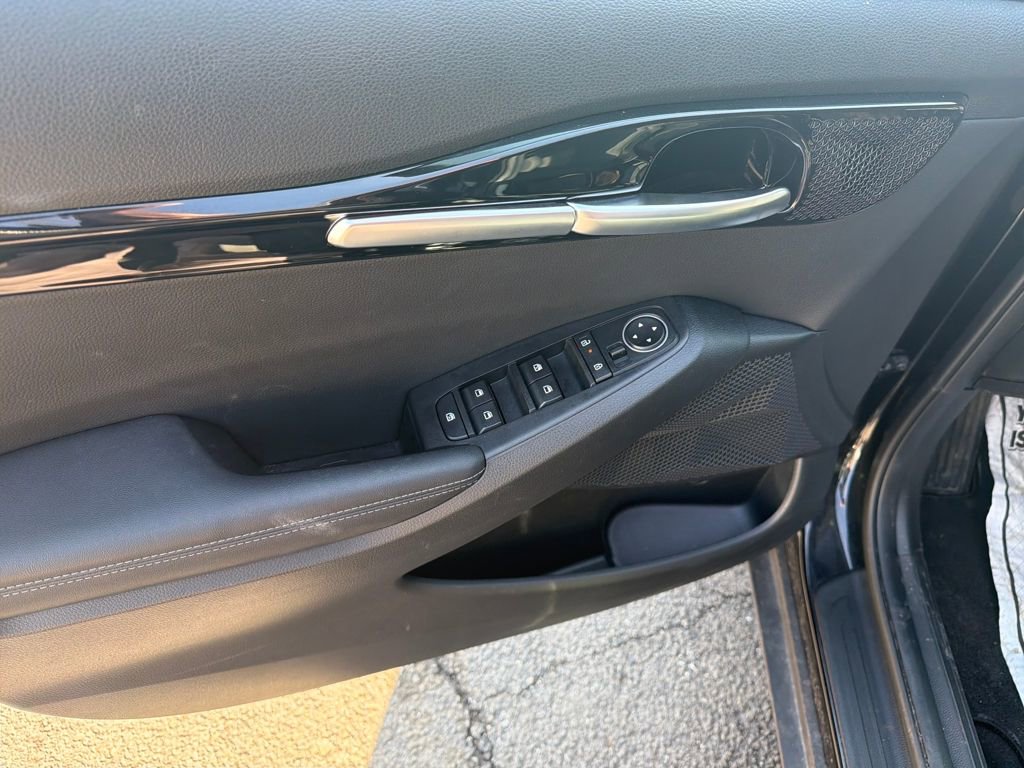 Used 2025 Kia Seltos EX w/ EX Sunroof Package image 13