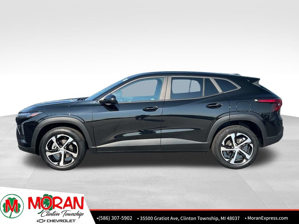 Certified 2024 Chevrolet Trax RS w/ Driver Confidence Package FWD image 3