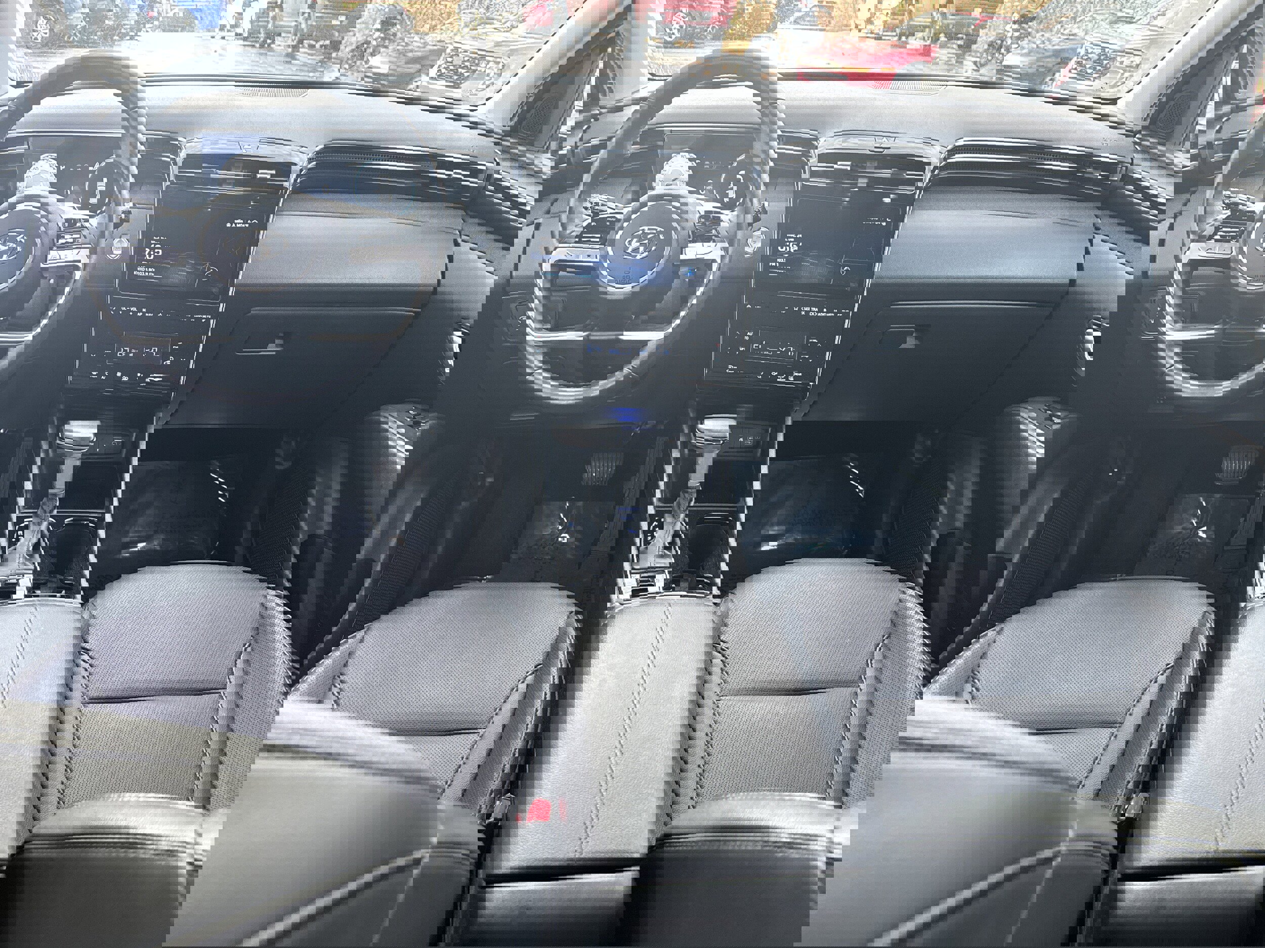 Used 2024 Hyundai Tucson SEL w/ Convenience Package image 16