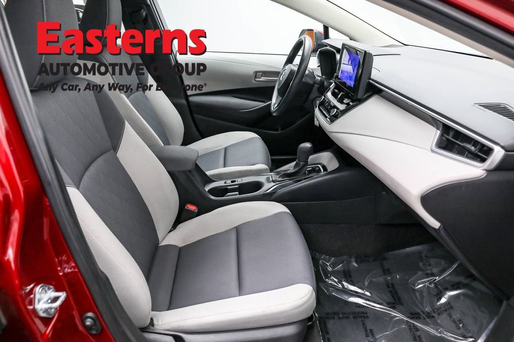 Used 2024 Toyota Corolla LE image 23