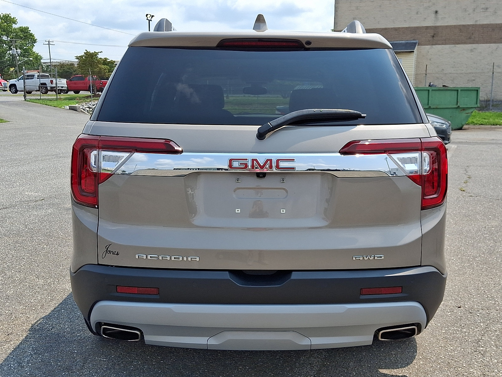 Used 2022 GMC Acadia SLT w/ Preferred Package AWD/4WD image 5