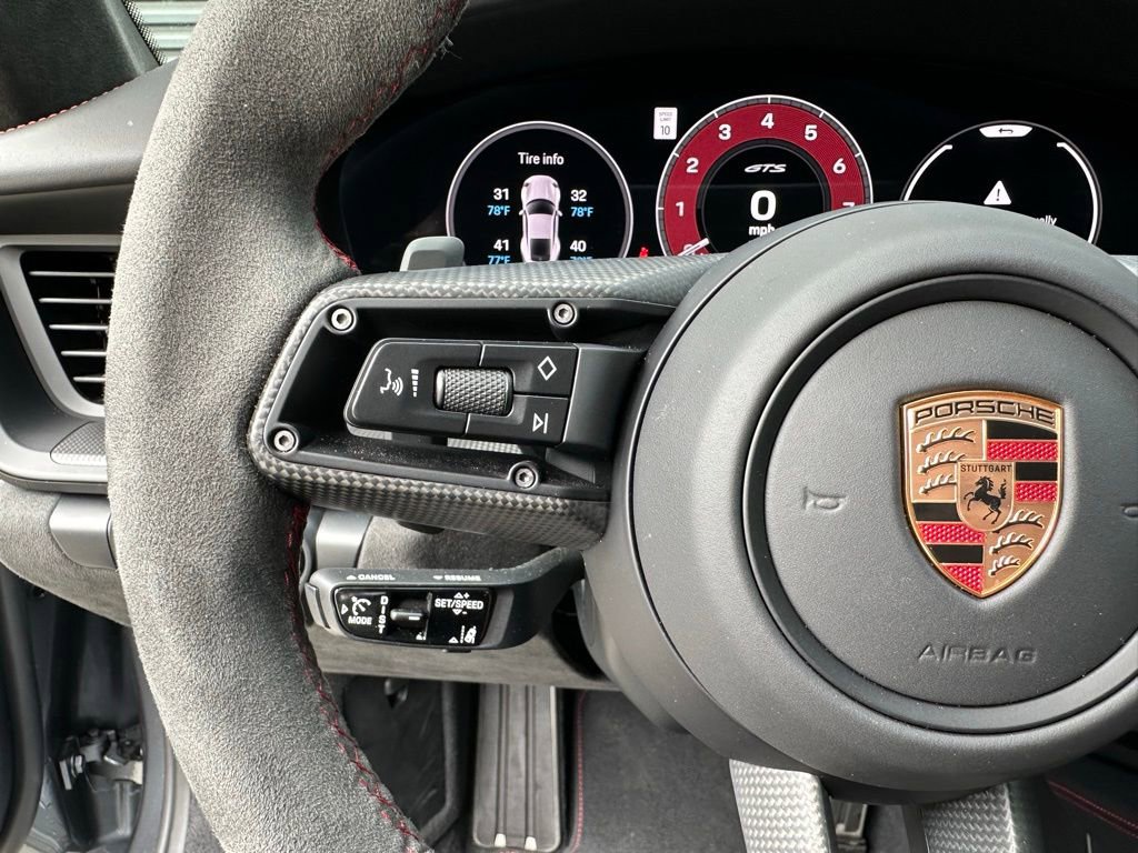 Used 2025 Porsche 911 Carrera GTS image 24