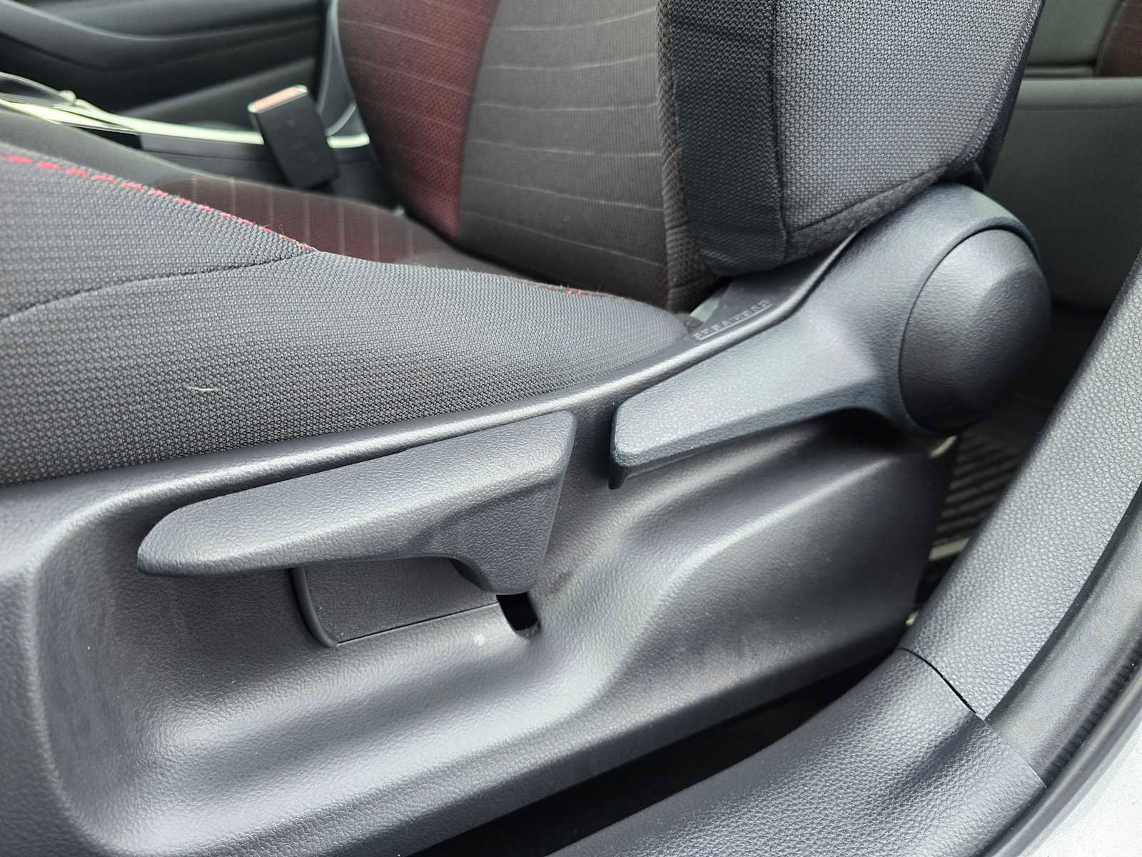 Certified 2026 Toyota Corolla SE w/ SE Package image 24