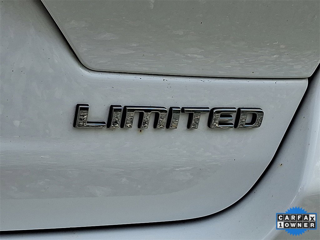 Used 2022 Jeep Grand Cherokee Limited image 33