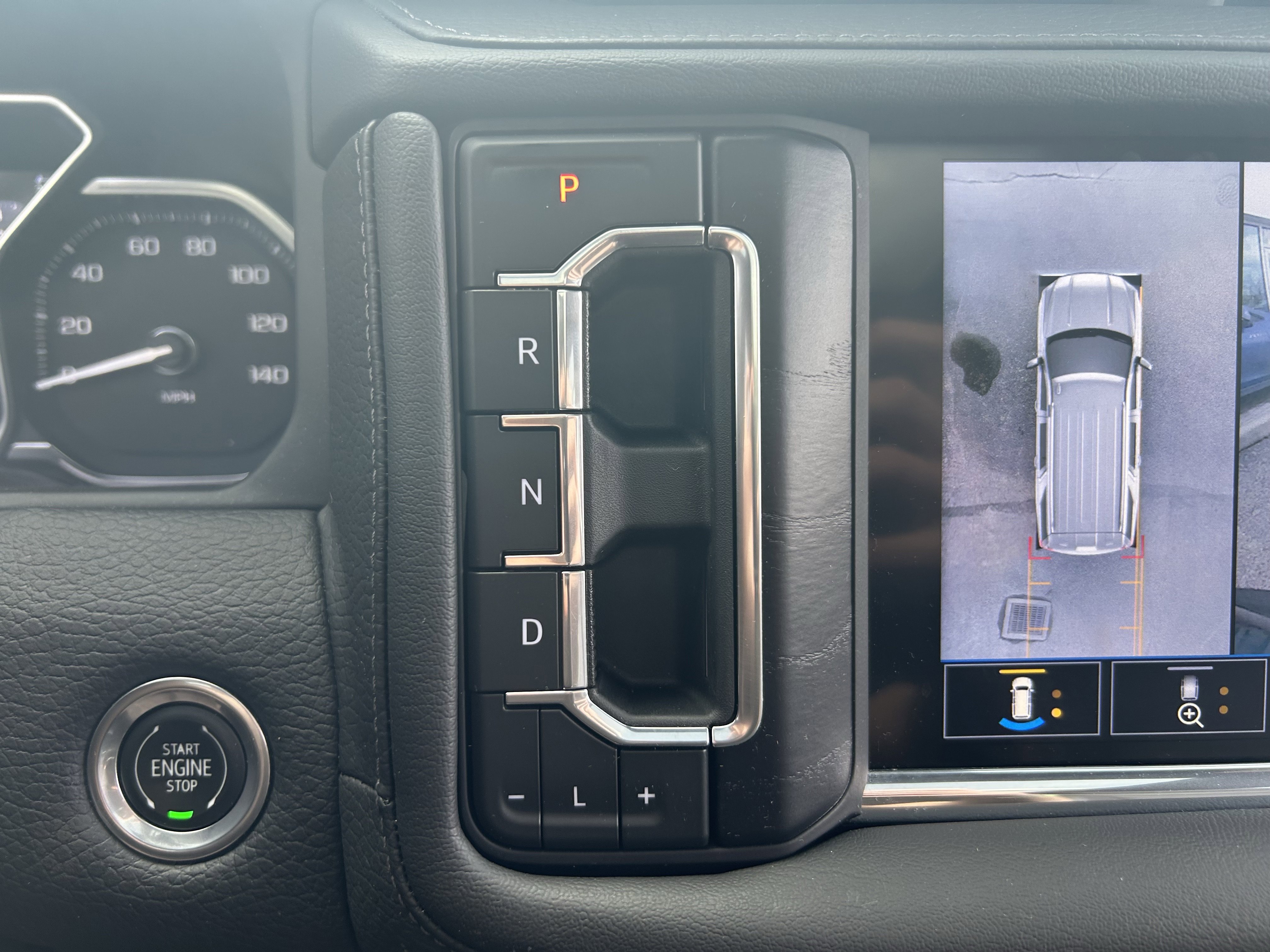 Used 2021 GMC Yukon Denali w/ Denali Ultimate Package image 16