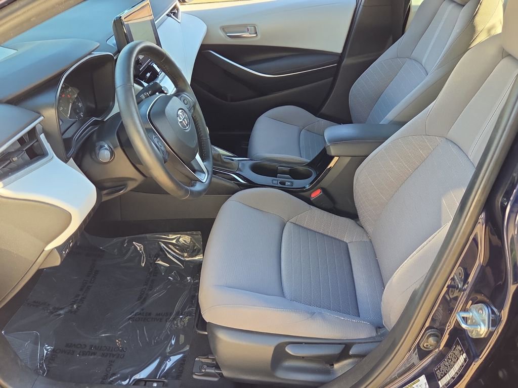 Used 2023 Toyota Corolla SE image 11