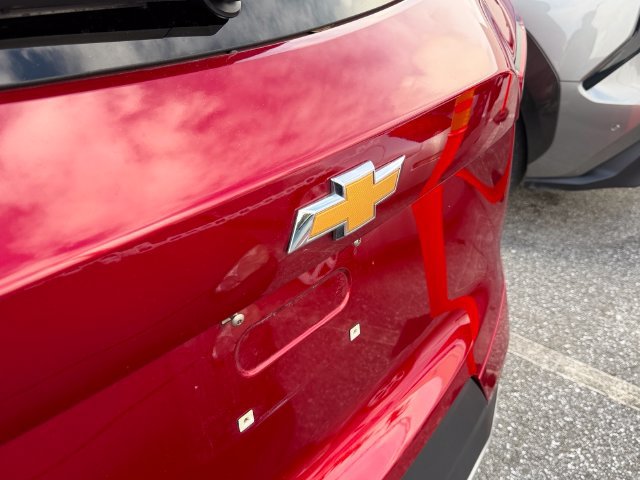 Used 2025 Chevrolet Blazer LT FWD image 9