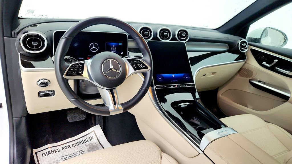 Used 2023 Mercedes-Benz GLC 300 4MATIC image 11