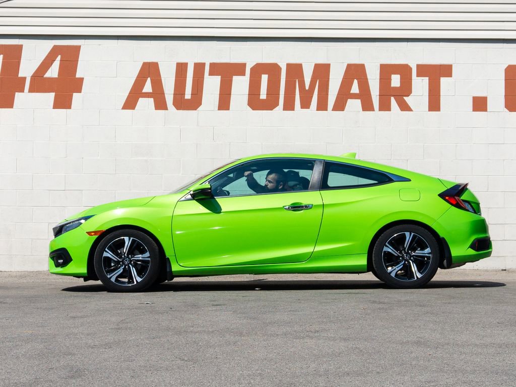 Used 2017 Honda Civic Touring image 8