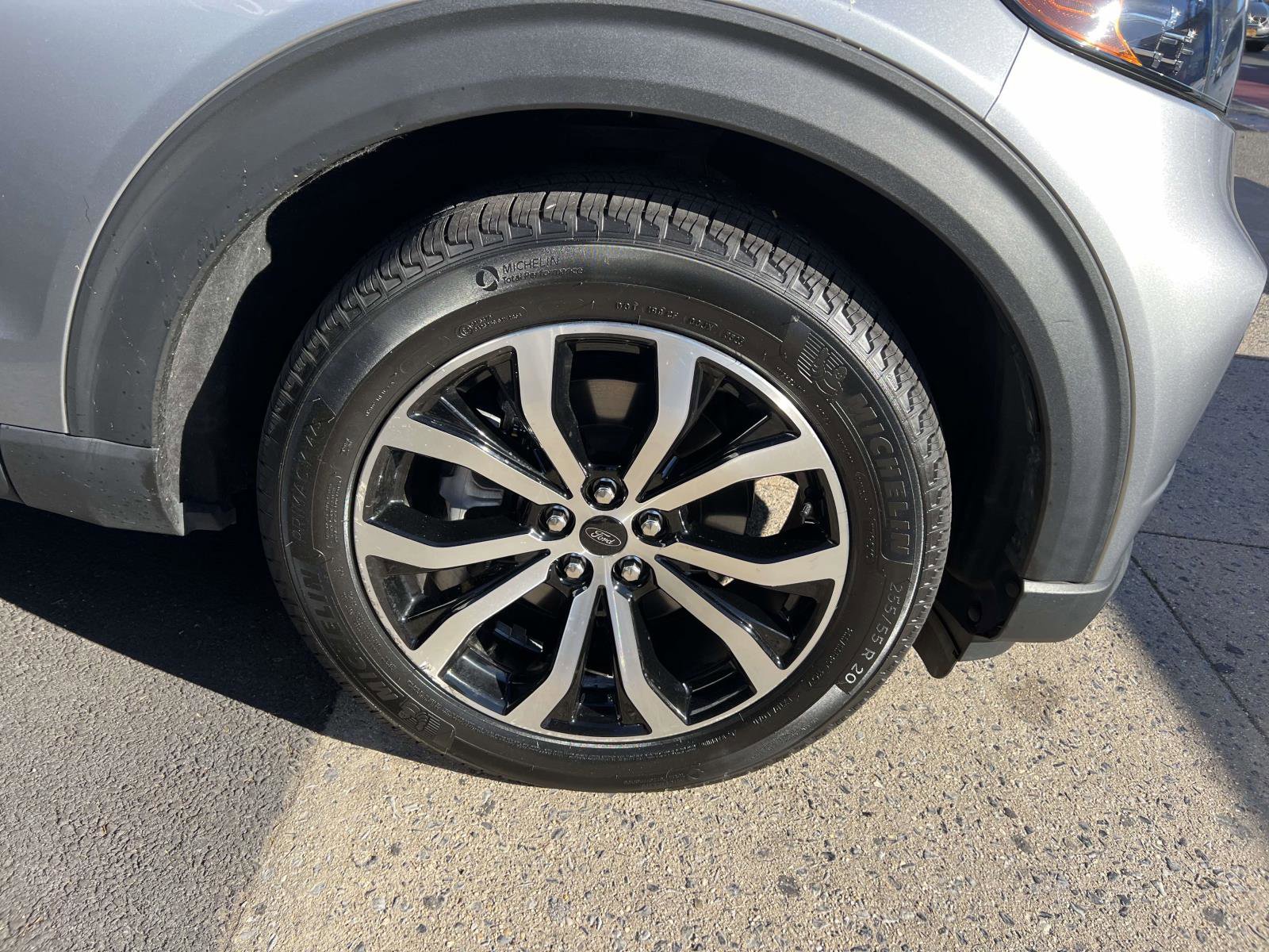 Certified 2022 Ford Explorer ST-Line w/ Class IV Trailer Tow Package image 8