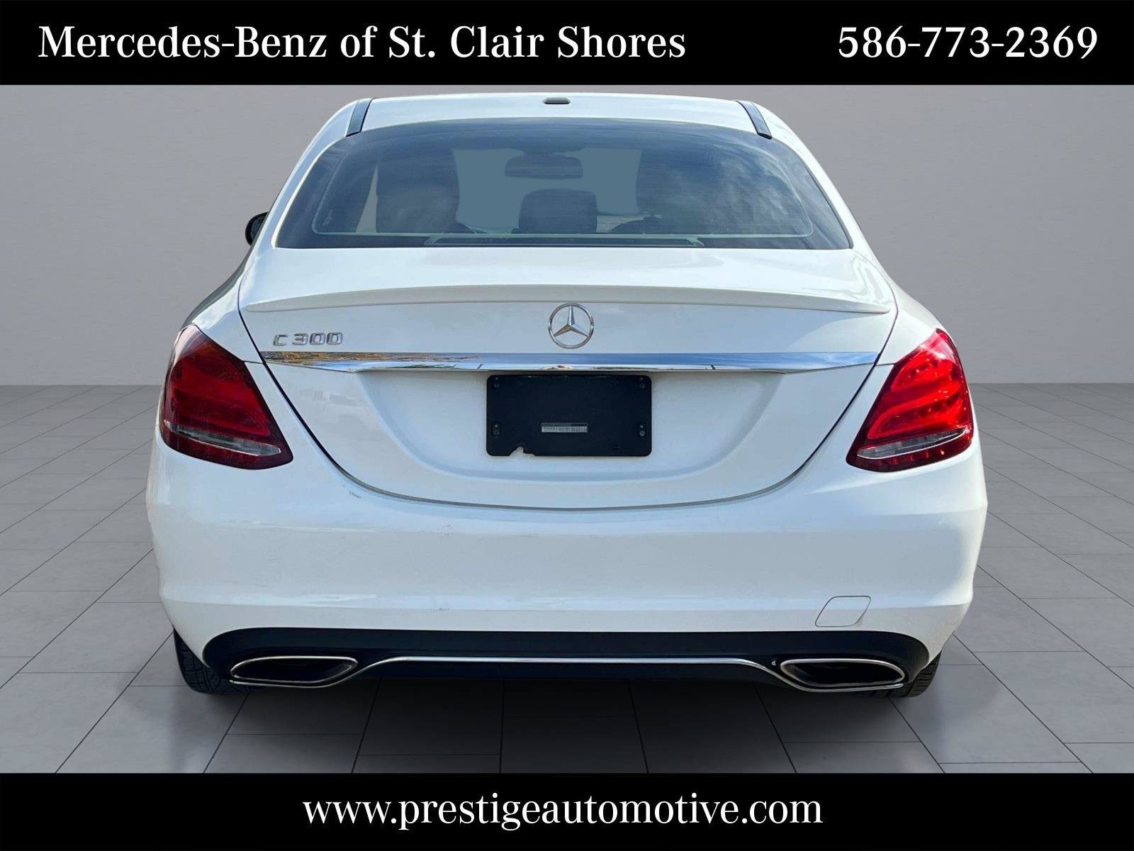 Used 2015 Mercedes-Benz C 300 Sedan image 5