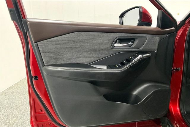 Used 2021 Nissan Rogue SV image 21