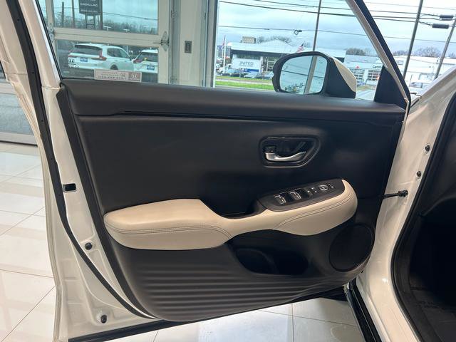 Used 2023 Honda HR-V EX-L image 14