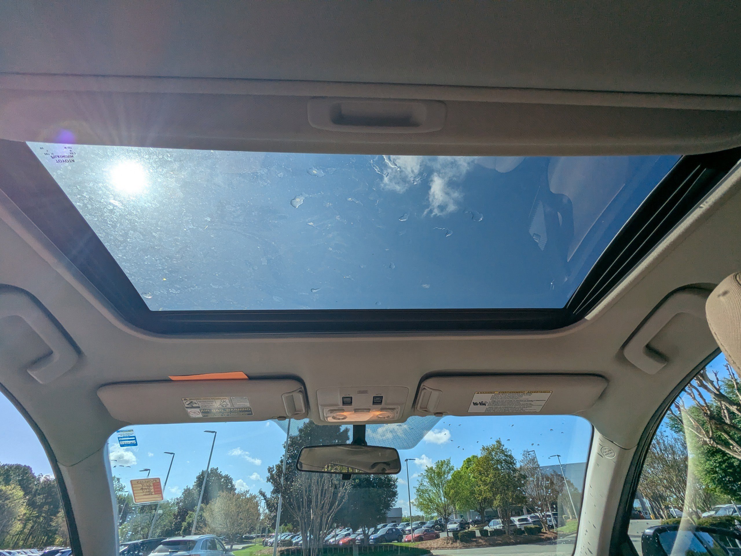 Used 2014 Toyota RAV4 XLE image 14