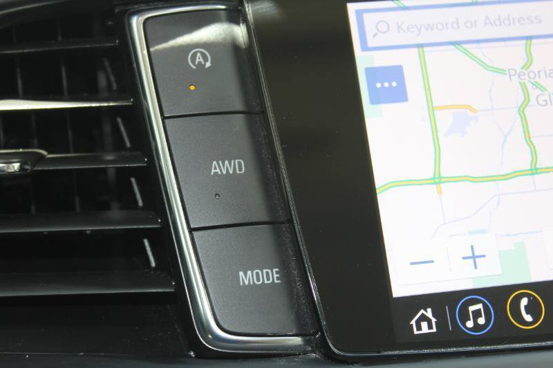 Used 2023 Buick Enclave Essence w/ Sound and Sites Package AWD/4WD image 40