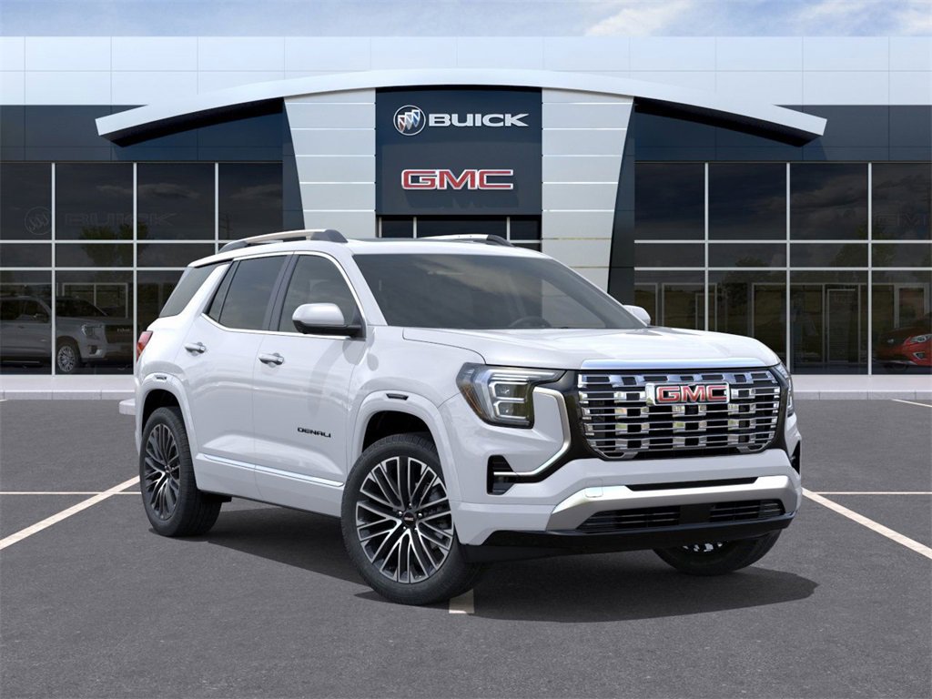 New 2026 GMC Terrain Denali w/ LPO, Black Badging Package image 7