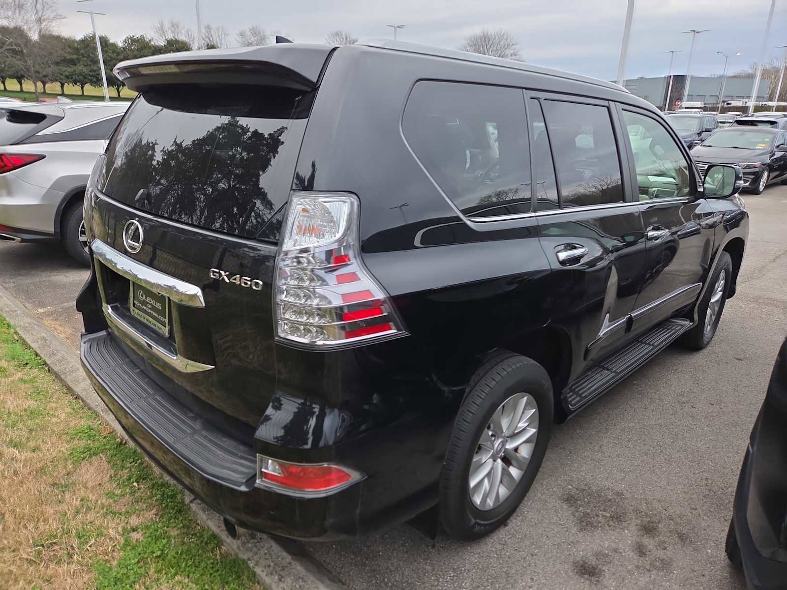 Used 2018 Lexus GX 460 Premium image 4