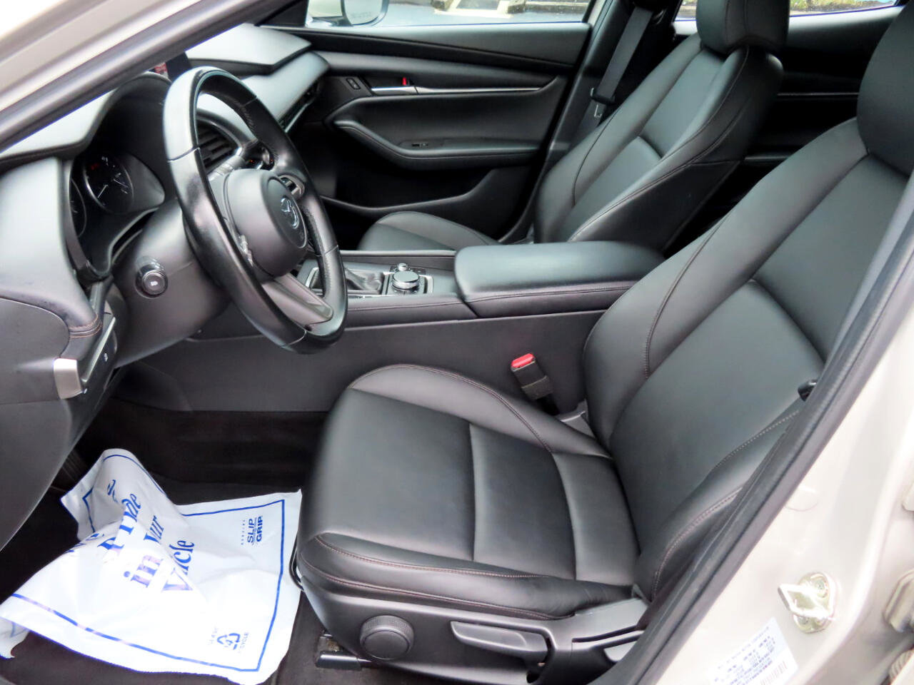 Used 2023 MAZDA MAZDA3 s image 23