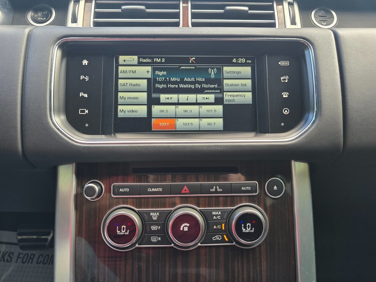 Used 2016 Land Rover Range Rover Supercharged AWD/4WD image 7