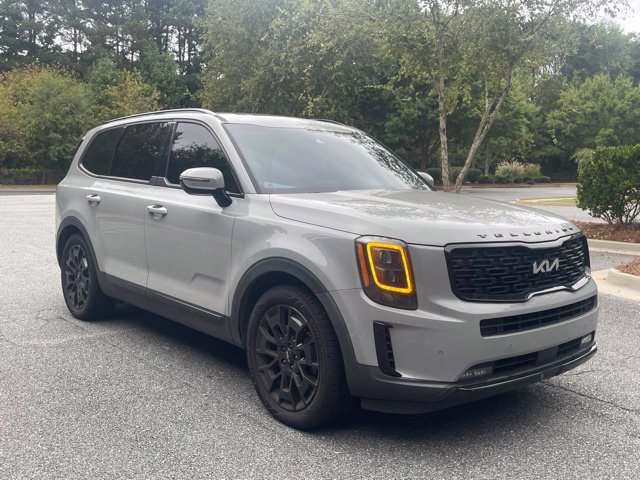 Used 2022 Kia Telluride SX w/ SX Prestige Package AWD/4WD image 3