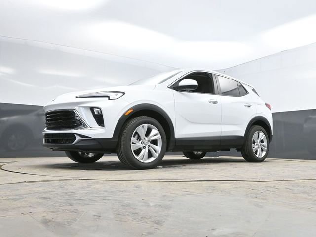 Used 2025 Buick Encore GX Preferred image 47