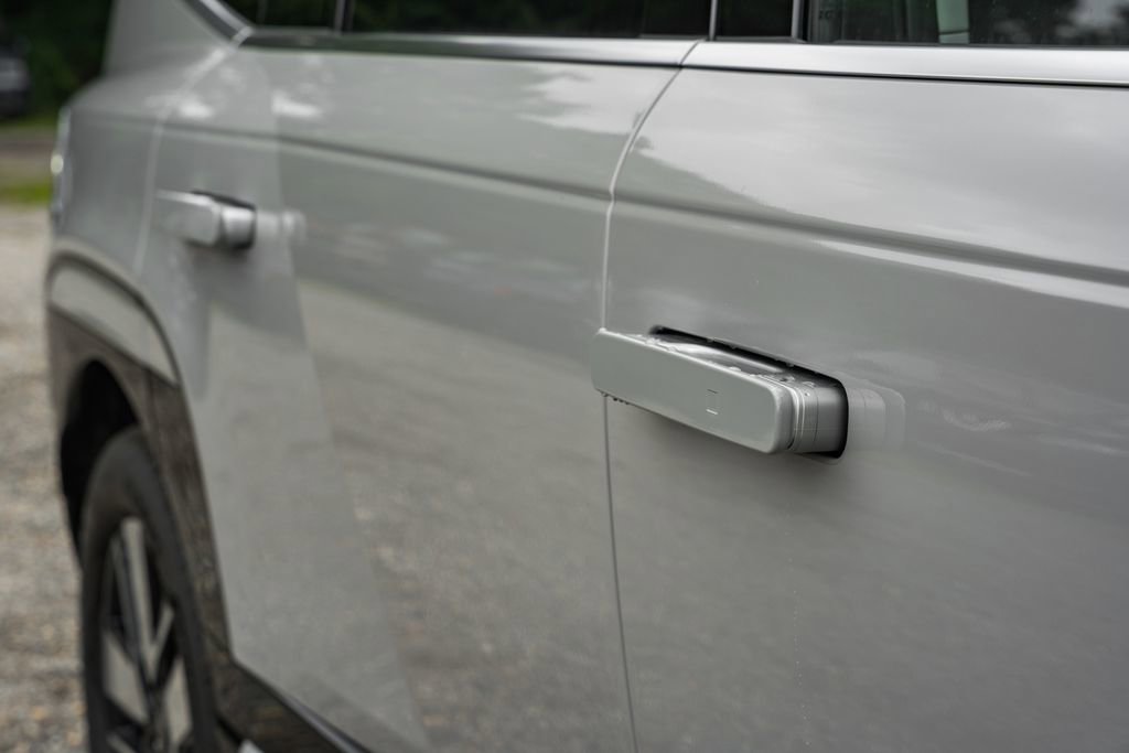 New 2026 Hyundai Ioniq 9 SEL image 16