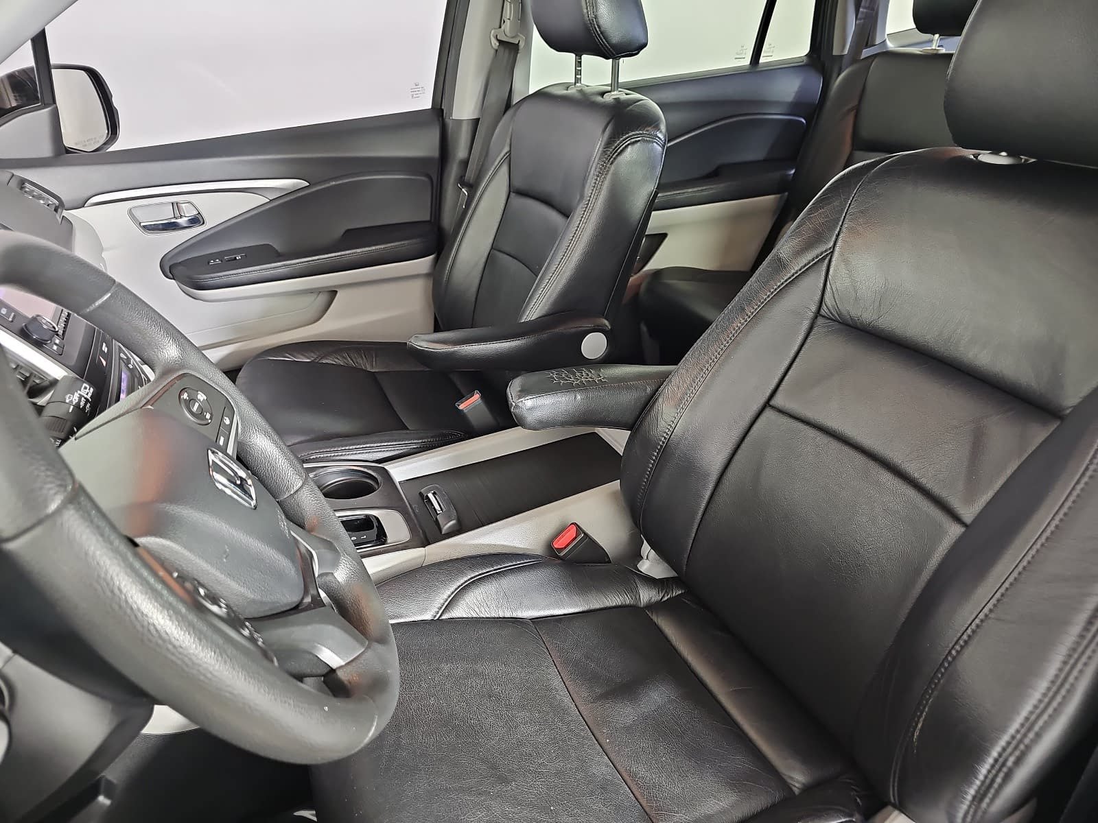 Used 2020 Honda Pilot LX image 14