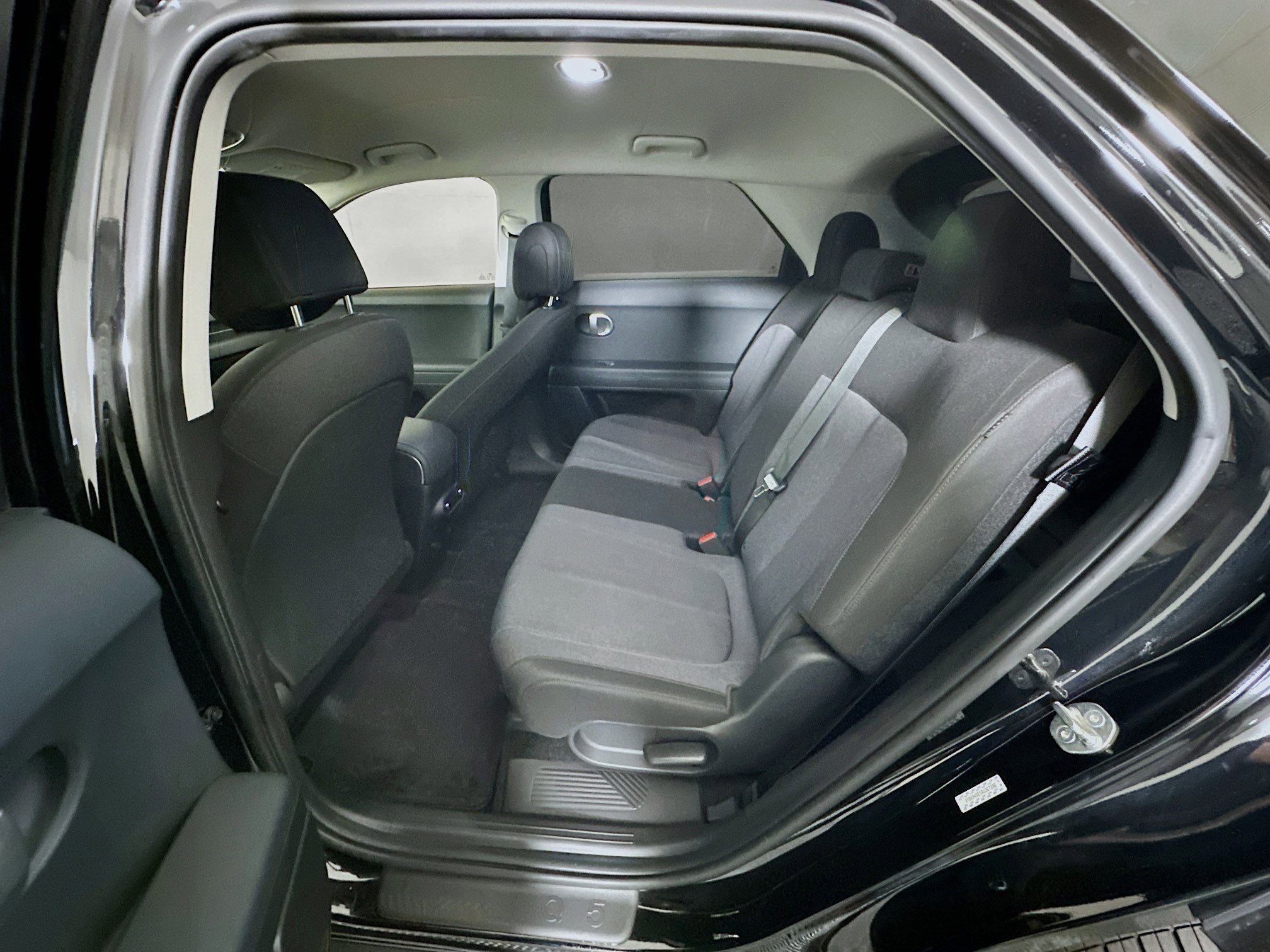 Used 2024 Hyundai Ioniq 5 SEL image 28