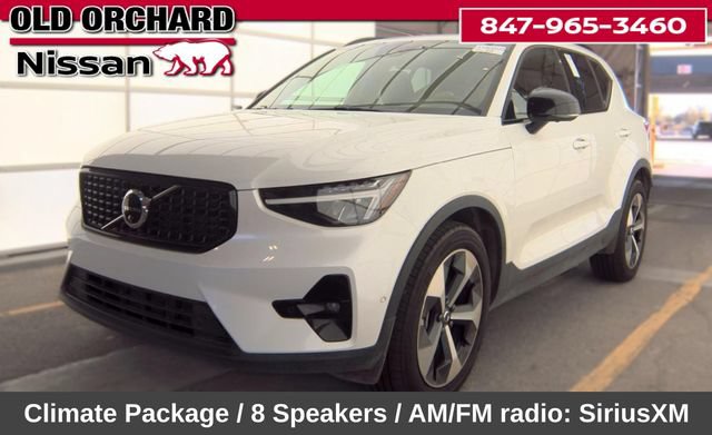 Used 2025 Volvo XC40 B5 Plus AWD/4WD video 1