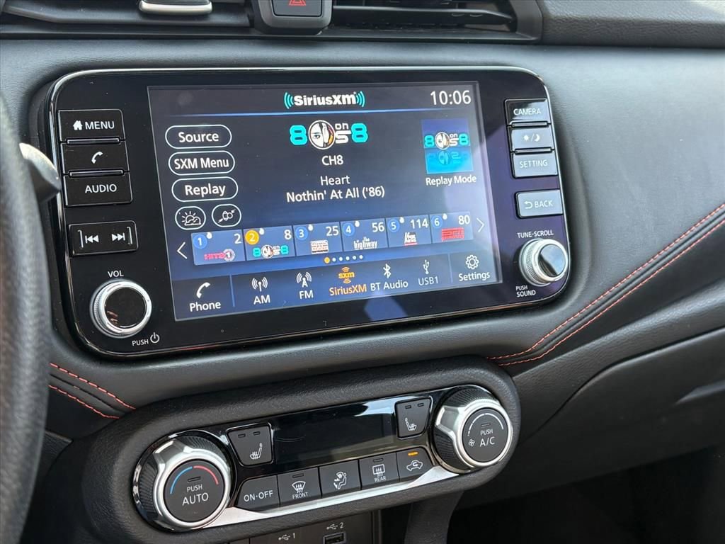 Used 2024 Nissan Versa SR image 12