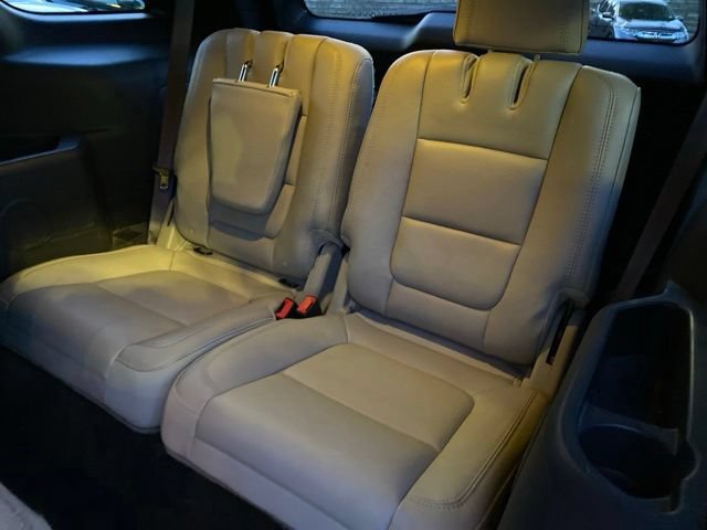 Used 2013 Ford Explorer XLT AWD/4WD image 22