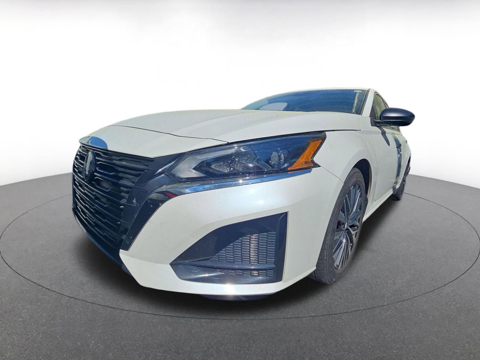 Used 2025 Nissan Altima 2.5 SV video 2