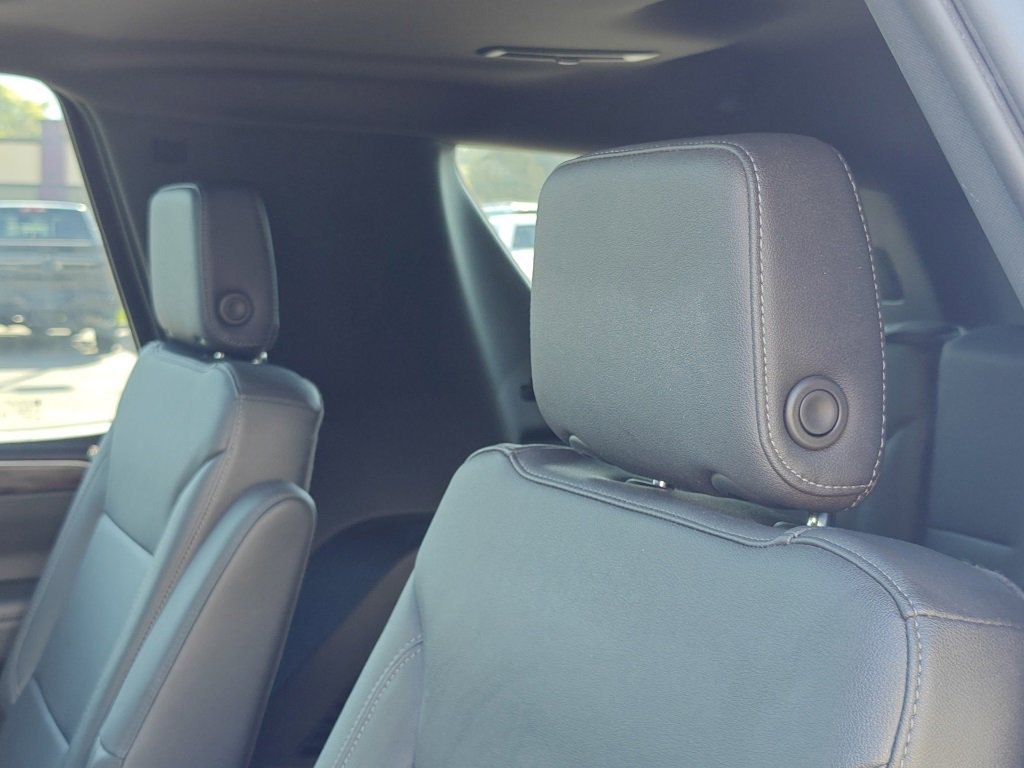 Used 2023 Chevrolet Tahoe Z71 w/ Luxury Package image 25