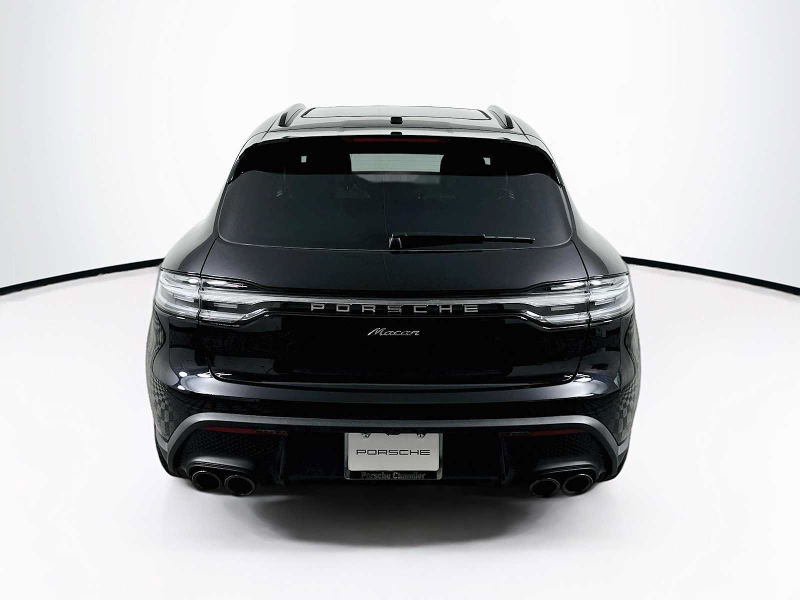 New 2026 Porsche Macan AWD/4WD image 10