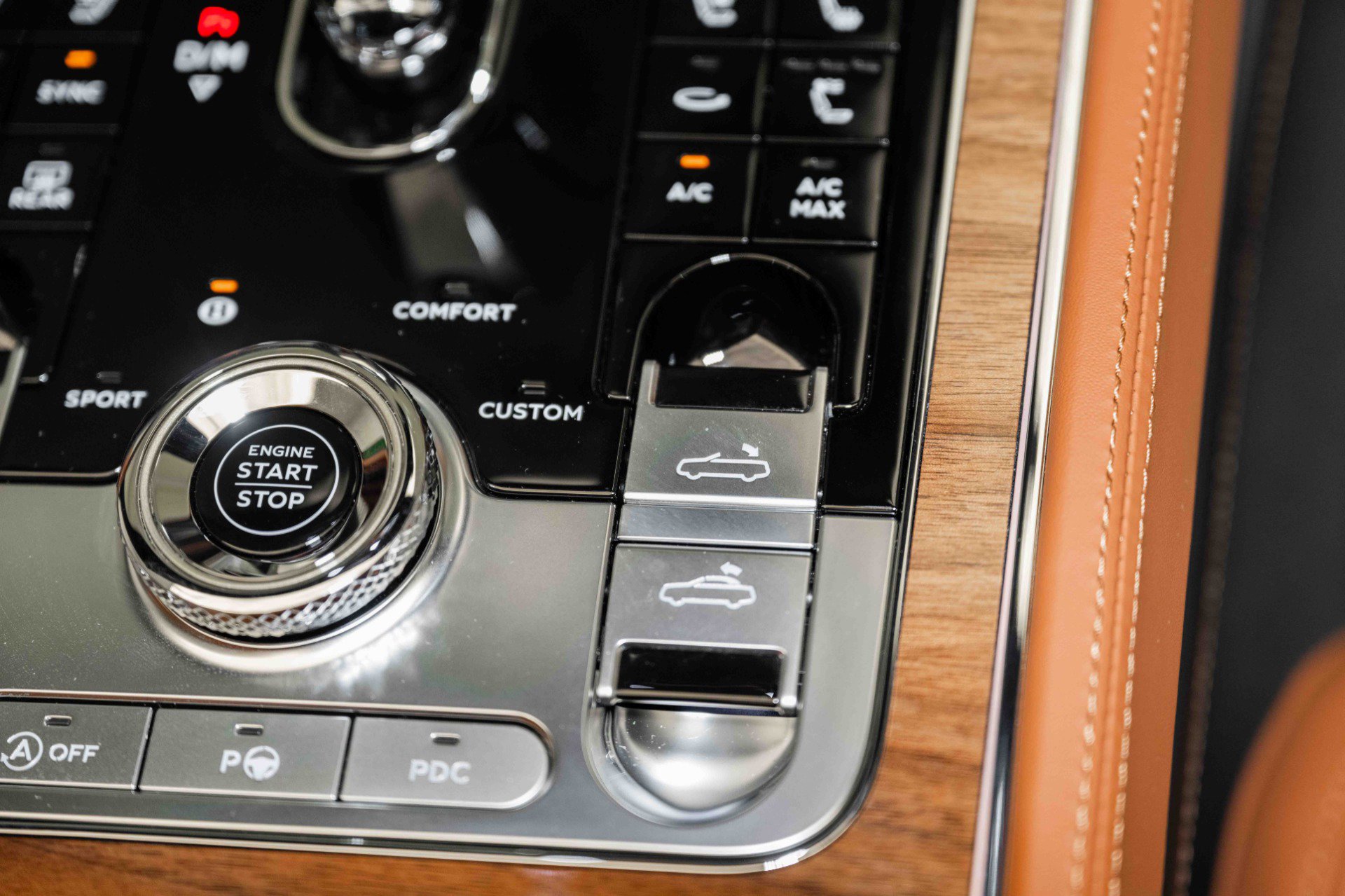 New 2024 Bentley Continental GT V8 image 38