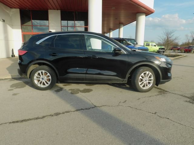 Used 2021 Ford Escape SE w/ Cold Weather Package image 29