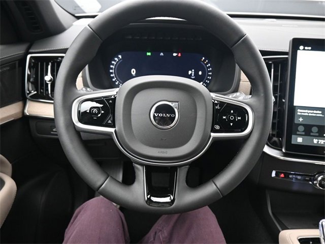 New 2026 Volvo XC90 B6 Plus w/ Protection Package Premier image 24