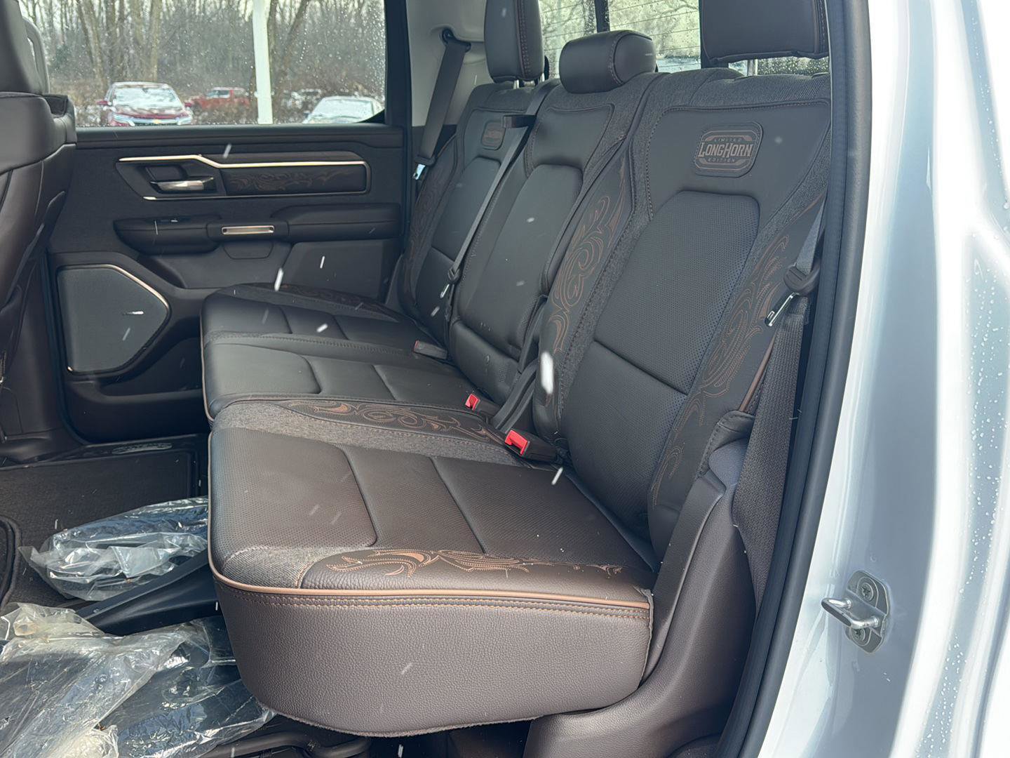 Used 2025 RAM 1500 Limited image 12