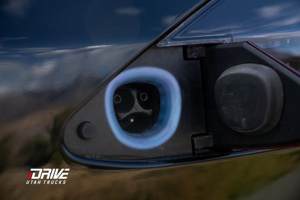 Used 2021 Tesla Model S Plaid image 14