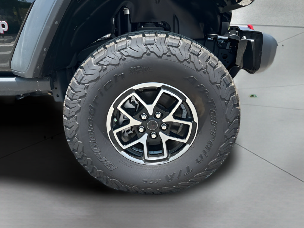 New 2025 Jeep Wrangler Unlimited Rubicon w/ Safety Group AWD/4WD image 15