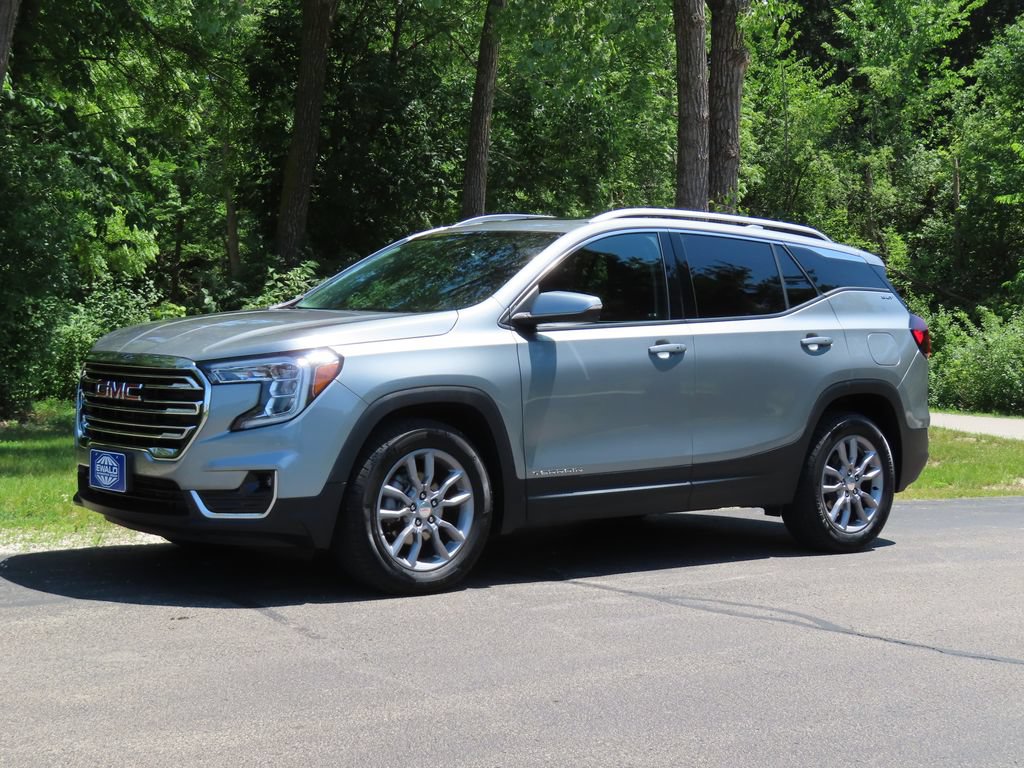 Used 2024 GMC Terrain SLT w/ Infotainment Package II AWD/4WD image 24